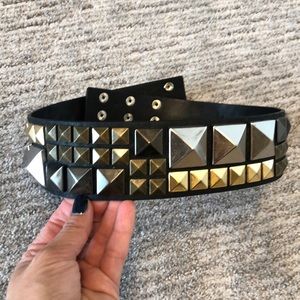 BCBG MAXAZRIA STUDDED LEATHER STATEMENT BELT